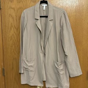 Nordstrom Leith khaki beige oversized blazer. Women’s size XL (extra large).